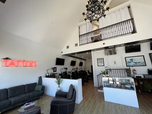 Hermosa Ink Collective: Tattoo & Piercing — photo from the business 4