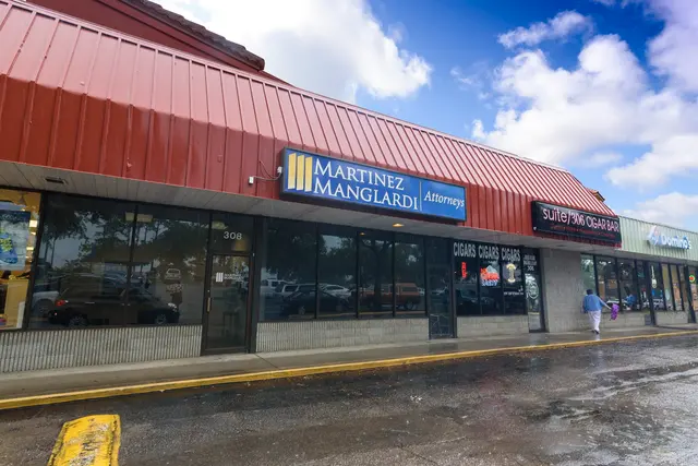 Martinez Manglardi — photo from the business 3
