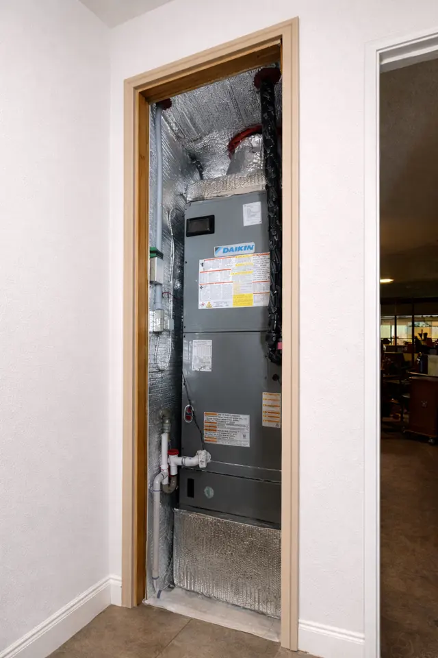 Mr. Poppy Air, Electric, and Heating — photo from the business 10