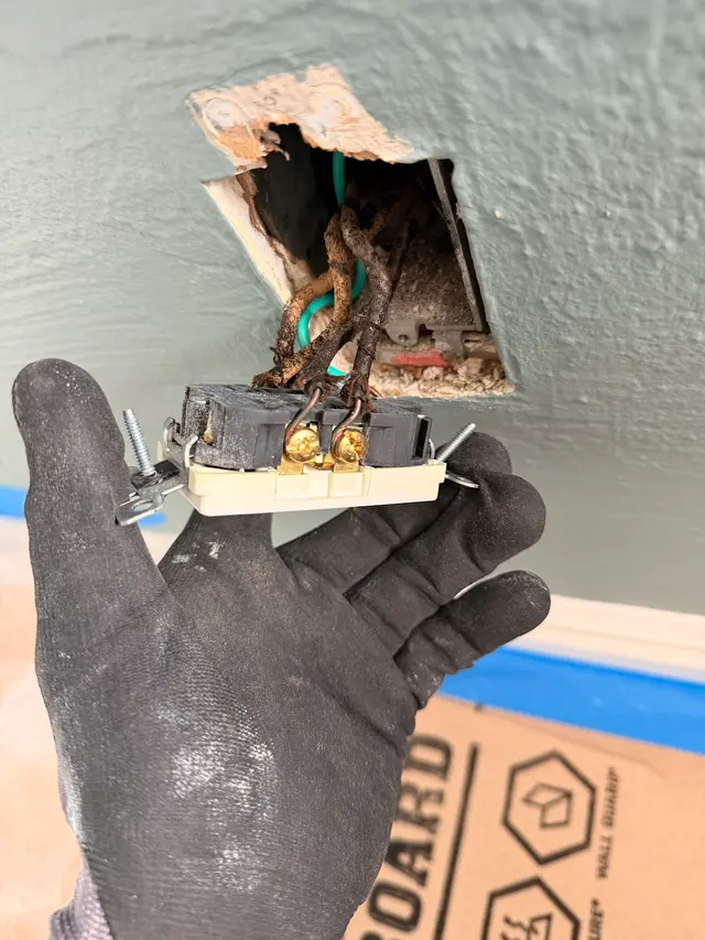 Mr. Poppy Air, Electric, and Heating — photo from the business 12