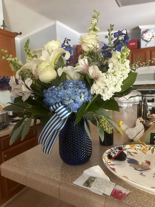 Angelica's Florist & Gifts — customer photo 12