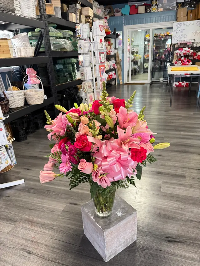 Riverside Flower Club — customer photo 12