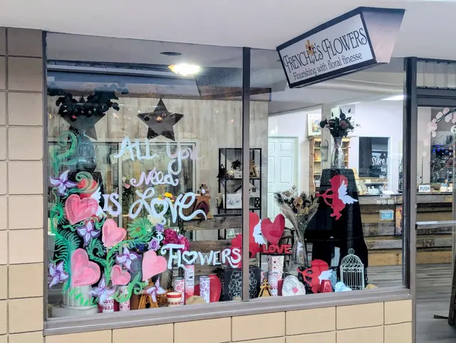 Frenchie's Flowers — photo from the business 8