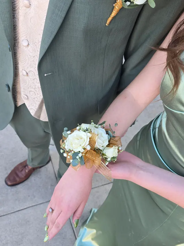 Frenchie's Flowers — customer photo 10