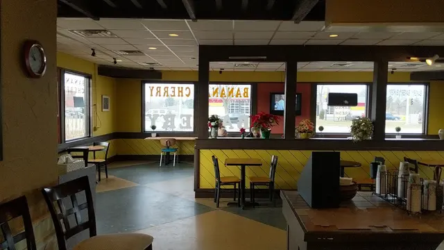 Banana Cherry Bakery — customer photo 11