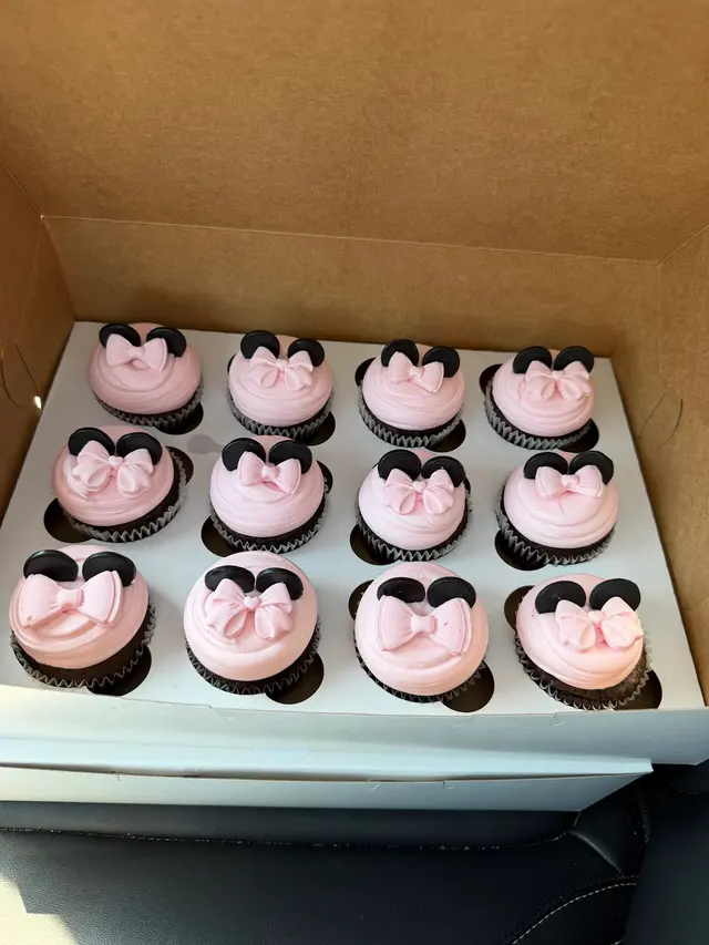Customer photo of work by Halo Bakeshop, from Kasey D'Alessandro's review