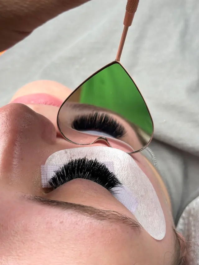 Paris Lash & Brow Studio — photo from the business 11