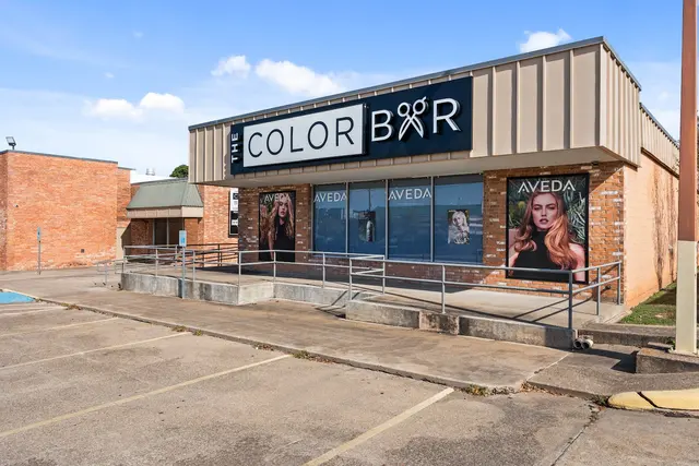 The Color Bar- Huntsville — photo from the business 9
