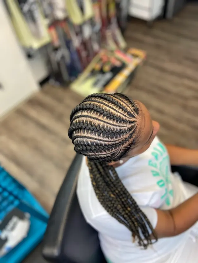 Jades Braids — photo from the business 4