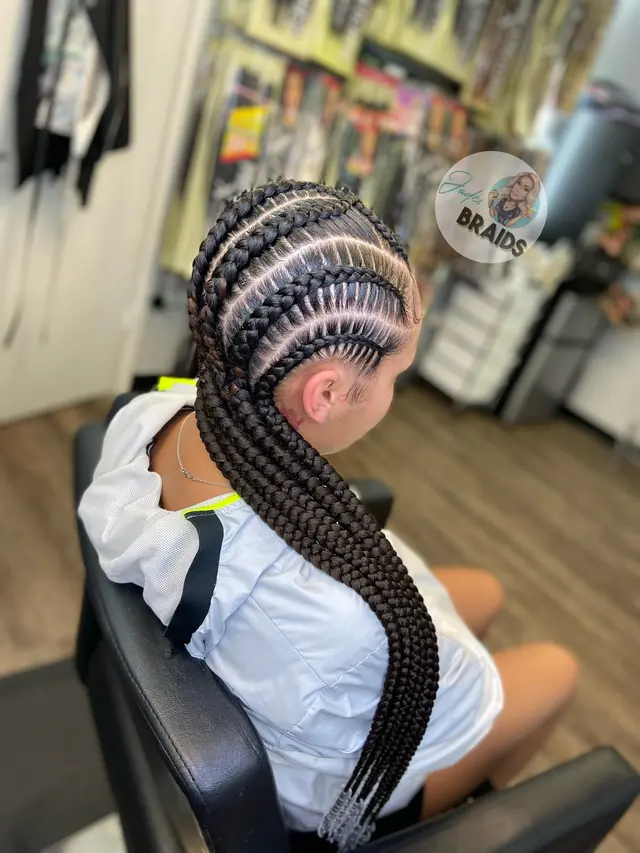 Jades Braids — photo from the business 8