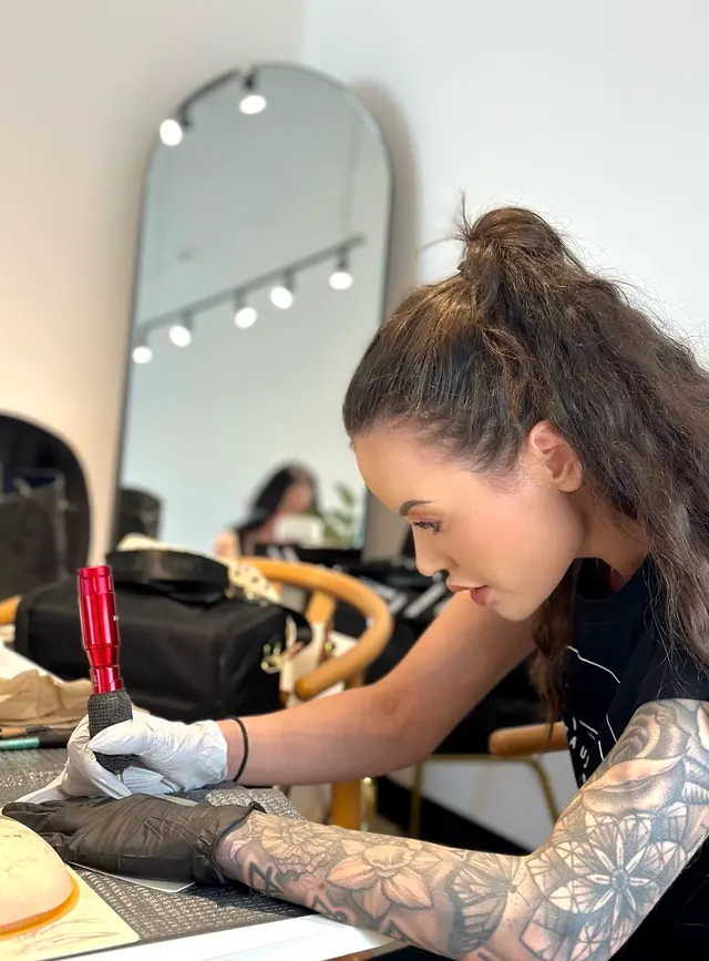 Miroir Beauty Brand — customer photo 5