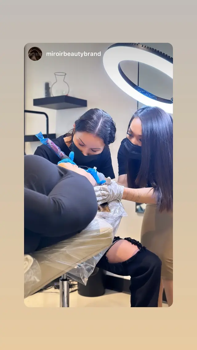 Miroir Beauty Brand — customer photo 4