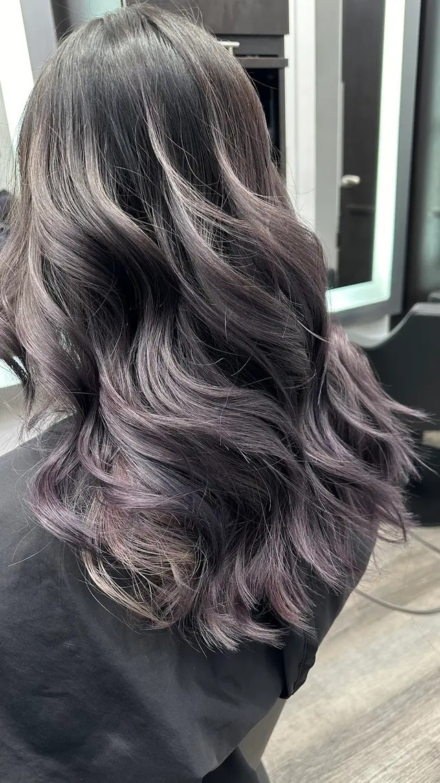 Essence Salon — photo from the business 8
