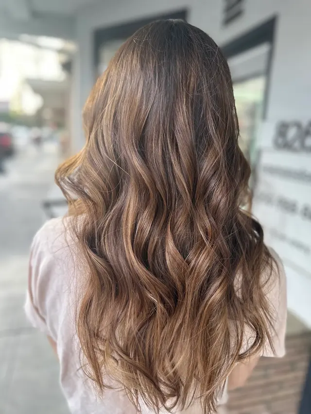 Essence Salon — photo from the business 6