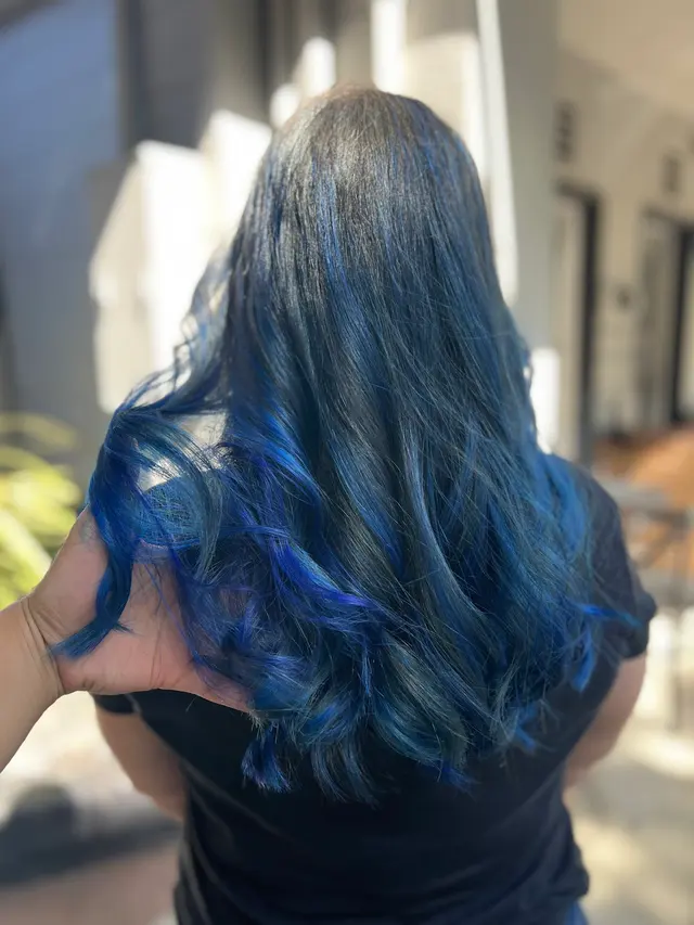 Essence Salon — photo from the business 12