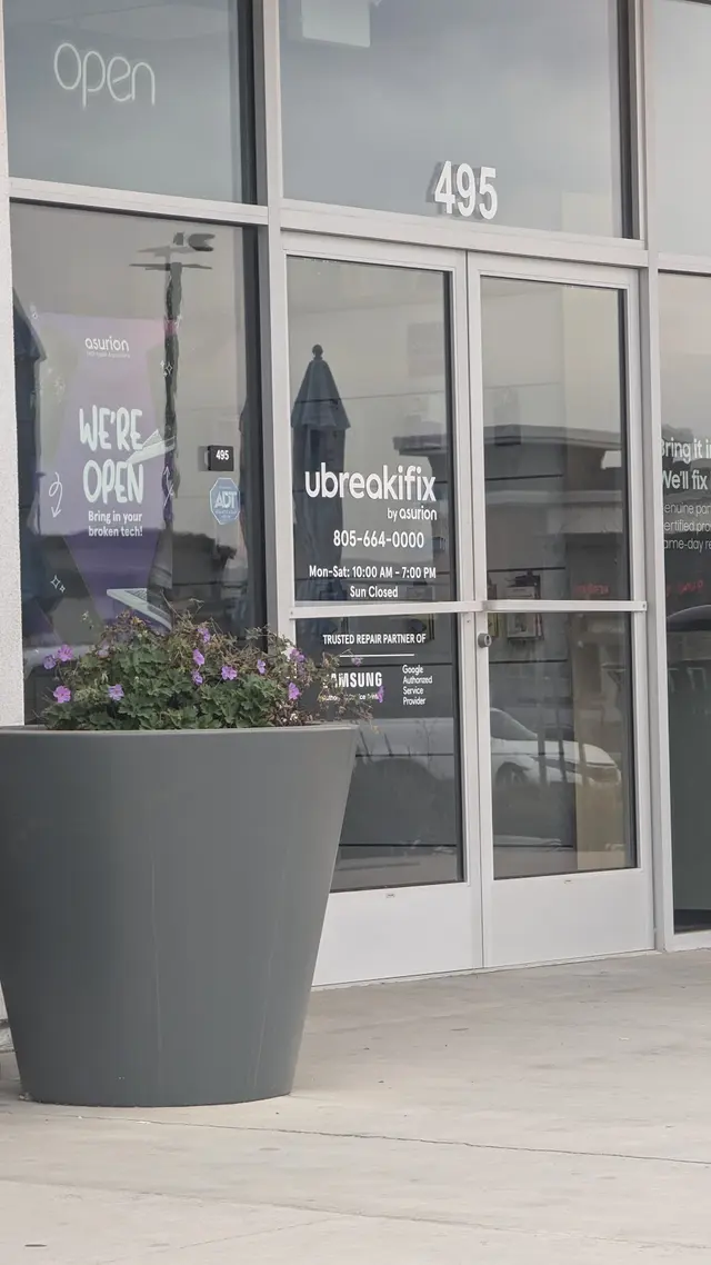 uBreakiFix - Phone and Computer Repair — customer photo 11
