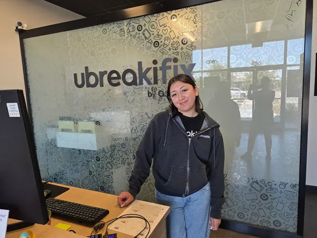 uBreakiFix - Phone and Computer Repair — customer photo 8