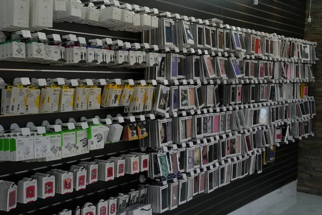 SM Wireless Repair, Sell, Buy — photo from the business 10