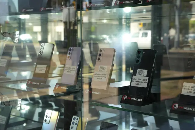 SM Wireless Repair, Sell, Buy — photo from the business 1