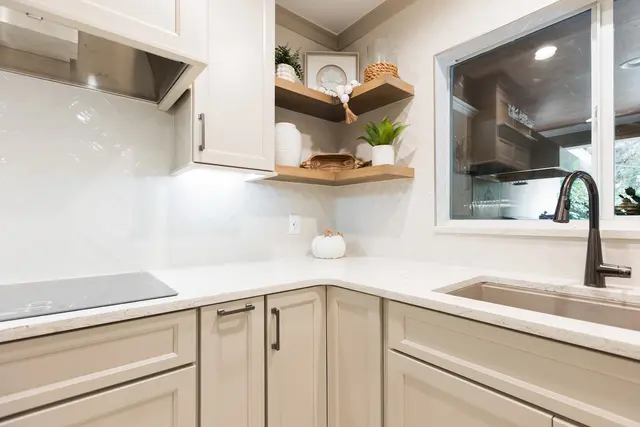 Metro Flooring & Cabinets — photo from the business 3