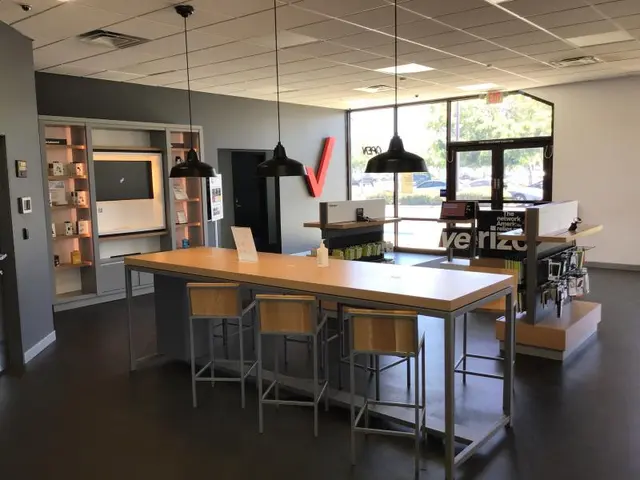 Verizon — photo from the business 3