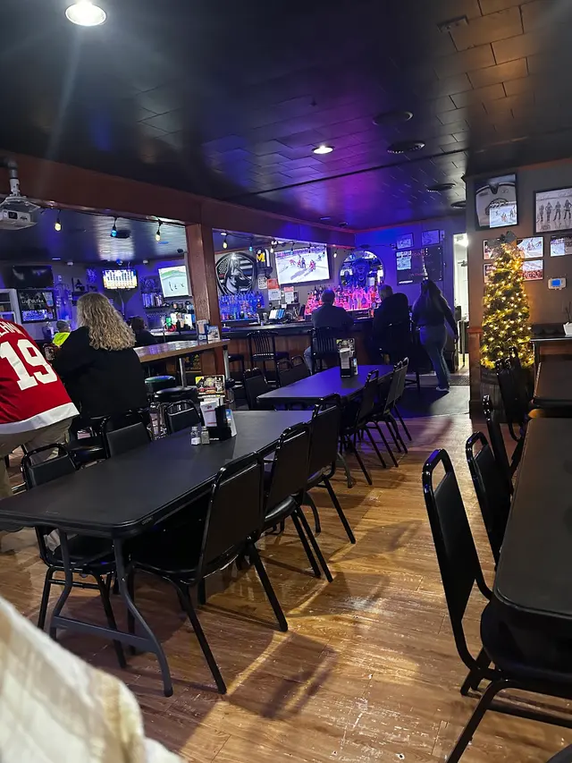 Hecks Bar Carrollton — customer photo 3