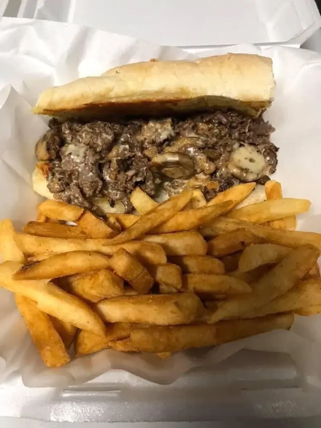 Hecks Bar Carrollton — photo from the business 5