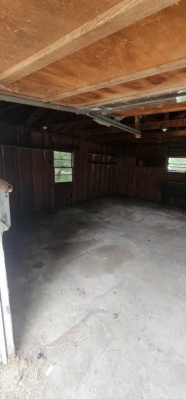 C&R Rubbish and Junk Removal LLC — photo from the business 5