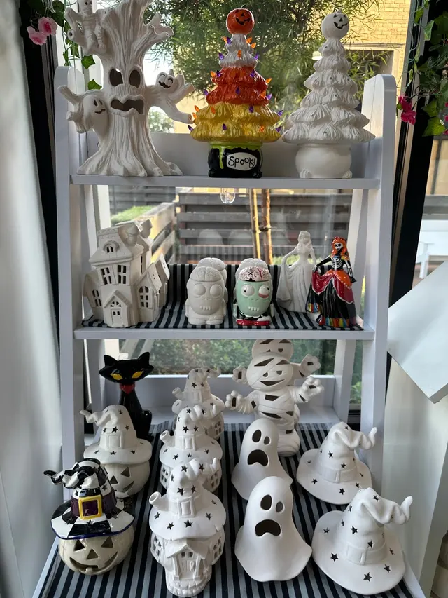 Color Me Mine — photo from the business 12