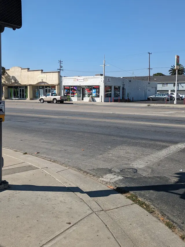 SM Wireless: Buy, Sell, Repair — customer photo 6
