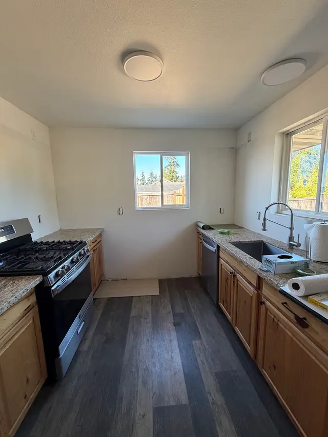 E&M drywall — customer photo 11