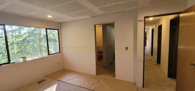 E&M Drywall Repair — photo from the business 5
