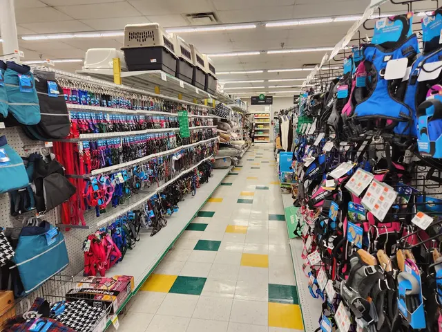 Pet Supplies Plus Bloomington — photo from the business 2