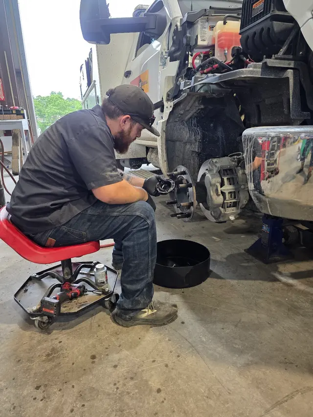 Pete's Automotive — photo from the business 7