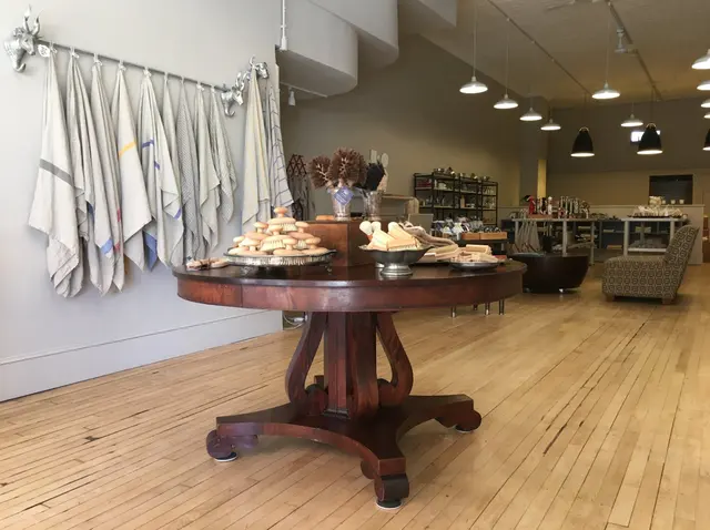 goodlinens studio — photo from the business 2