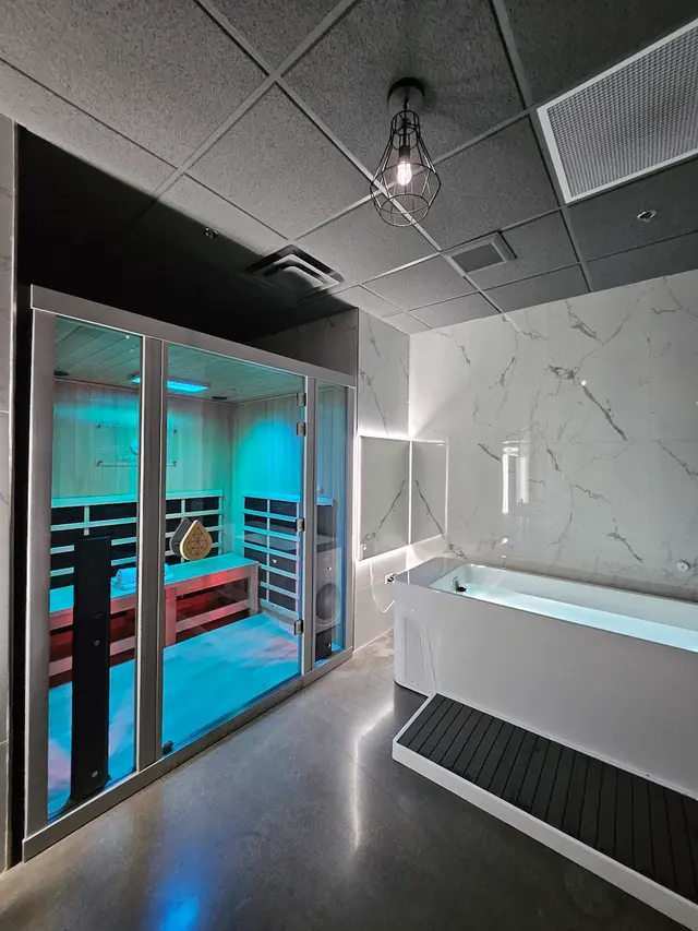 SweatHouz Old Town Chicago Contrast Therapy Studio — customer photo 3