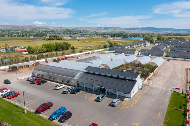 Sunnyside Gardens — photo from the business 1