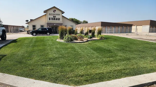 Envy Lawncare — photo from the business 4