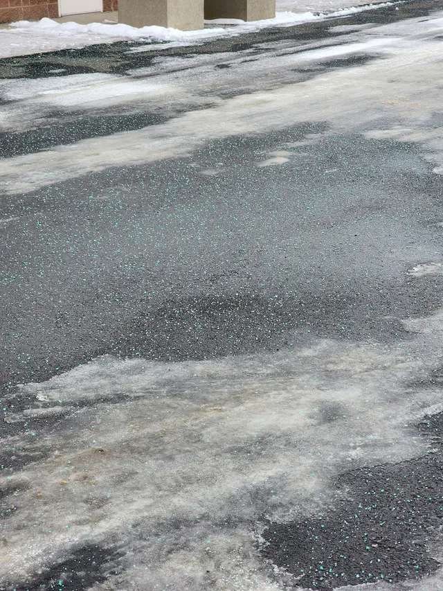 Envy Lawncare — photo from the business 12