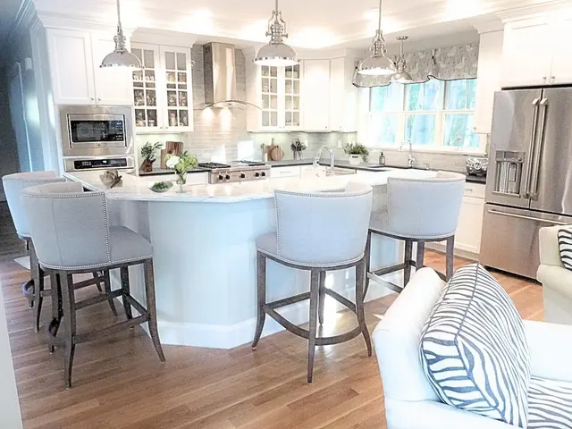 LISA JENSEN INTERIOR DESIGN Est. 2002 — photo from the business 7