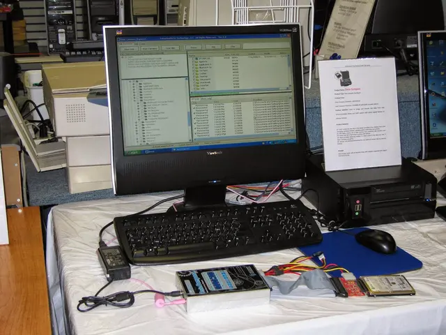 PC Warehouse — photo from the business 4