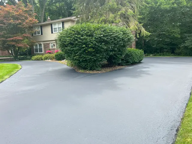SealRite Sealcoating-Asphalt — customer photo 2