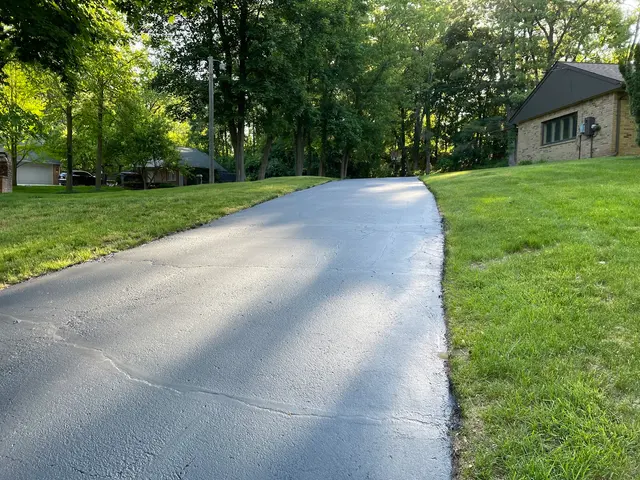 SealRite Sealcoating-Asphalt — customer photo 9