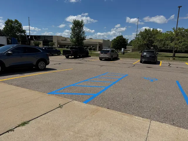 American Asphalt Paving & Sealcoating LLC — customer photo 11