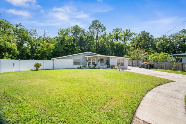 Lawn Love Lawn Care of Jacksonville — customer photo 6