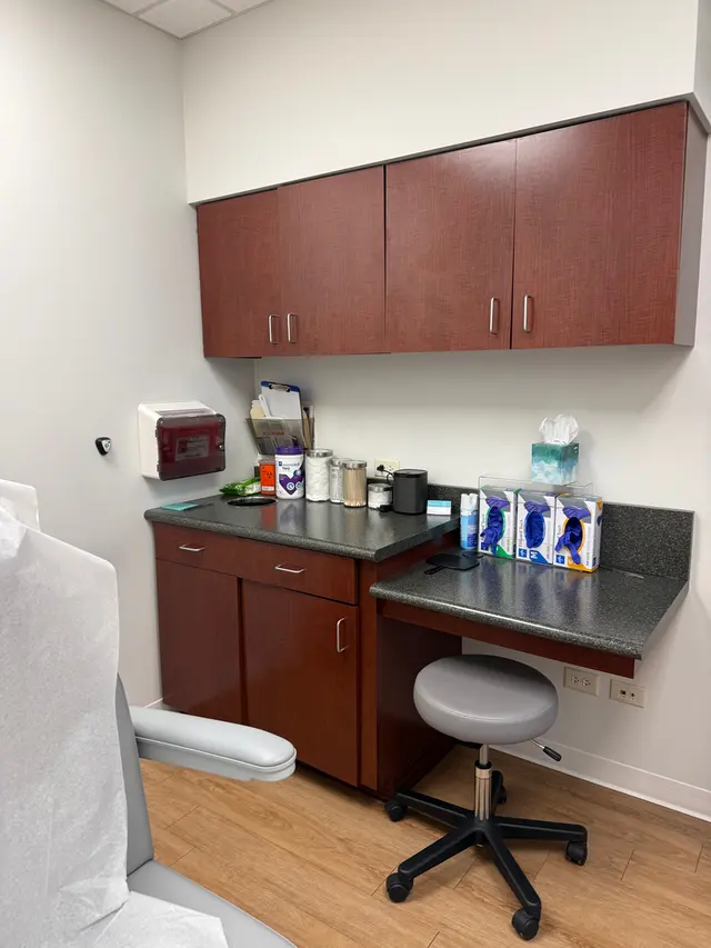 Oak Dermatology — photo from the business 3