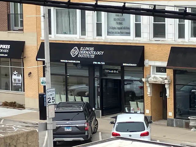 Illinois Dermatology Institute - Oak Park Office — customer photo 5