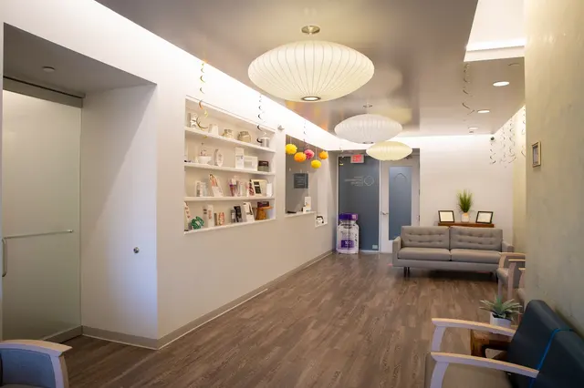 Illinois Dermatology Institute - Hinsdale Office — photo from the business 1