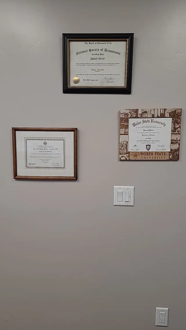 Custom Payroll and Accounting — photo from the business 5