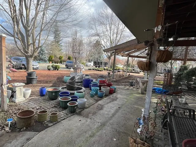 Green Valley Gardens — photo from the business 10